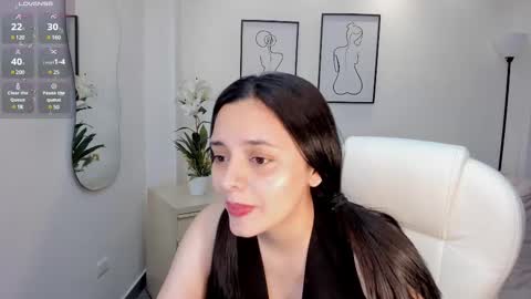Snapshot of amelia_cheerry chatting on January 22, 2:35 pm amelia online show from January 22, 2:35 pm
