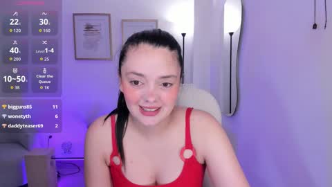 Snapshot of amelia_cheerry chatting on September 24, 11:28 am amelia online show from September 24, 11:28 am