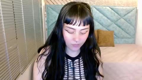Snapshot of amelia_fry chatting on February 26, 9:55 am amelia_fry online show from February 26, 9:55 am