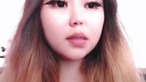 Amelia online show from May 8, 9:53 pm