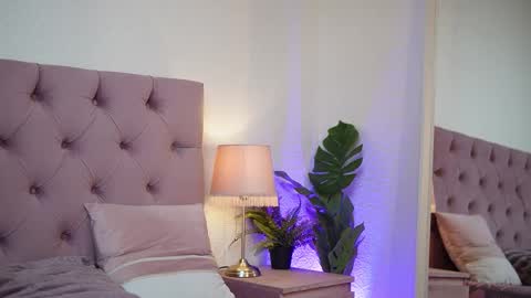  Amelia  online show from January 11, 9:10 pm