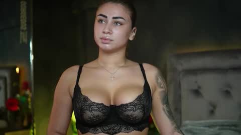  Amelia  online show from November 22, 8:51 pm