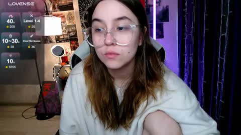 Amelia online show from April 30, 11:59 am