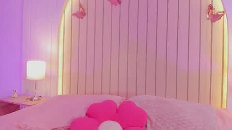 Snapshot of ameliiaa_smith chatting on October 19, 2:38 am Amelia online show from October 19, 2:38 am