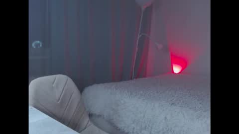 amelinamersi online show from September 24, 8:37 pm