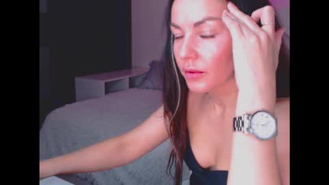 amelinamersi online show from November 5, 5:26 pm