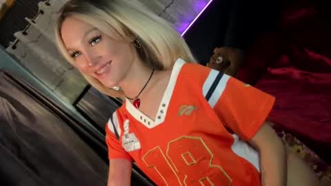 amelinckx online show from February 17, 8:06 pm