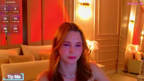 AmeliRoyse online show from March 19, 5:40 pm