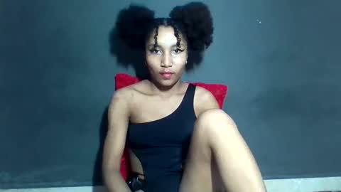 amelisy20005 online show from April 15, 7:49 pm