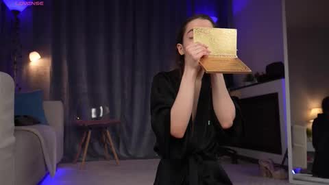 Amy  online show from March 4, 2:52 am