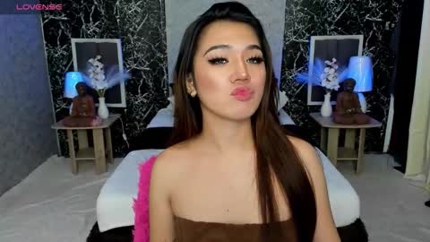 Snapshot of amethyst_claire chatting on September 15, 7:54 am Claire online show from September 15, 7:54 am