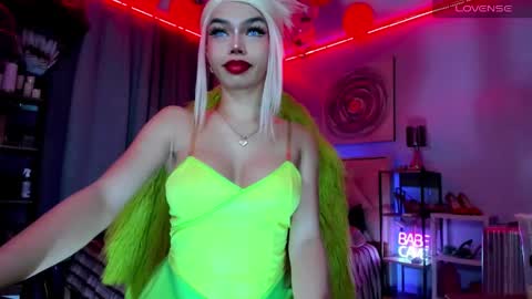 Snapshot of amethyst_ts chatting on January 10, 4:41 pm AMETHYST look at my BIO online show from January 10, 4:41 pm