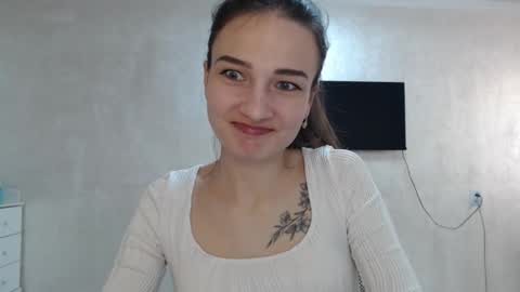 Julia  online show from January 19, 10:03 am