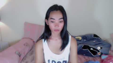 Snapshot of ami_lewis chatting on October 12, 2:37 am JOANNA online show from October 12, 2:37 am