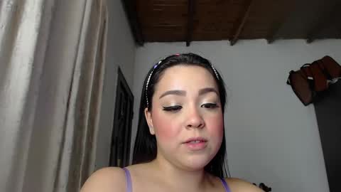 ami_rosee online show from December 12, 5:10 am