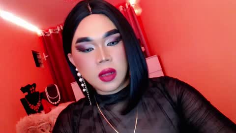 Queen Mireska online show from March 2, 7:12 pm