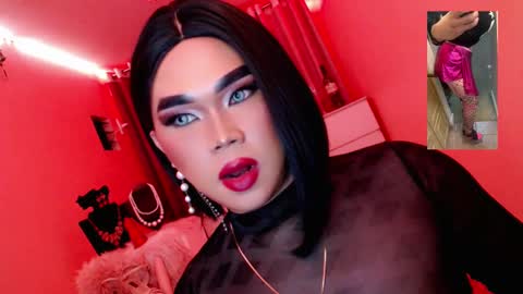 Queen Mireska online show from March 2, 4:10 pm