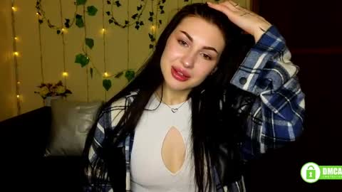 Amina online show from March 29, 11:23 am