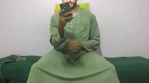 Amir online show from November 16, 4:20 pm