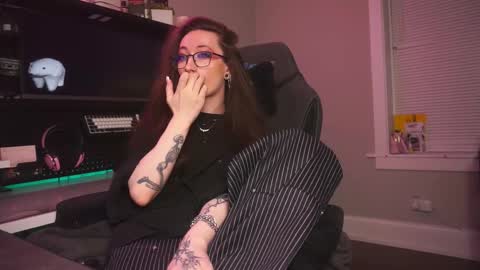   Am-er-in online show from November 8, 3:53 am