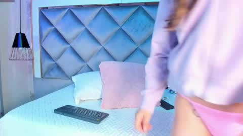 ammy durand online show from February 18, 2:59 am