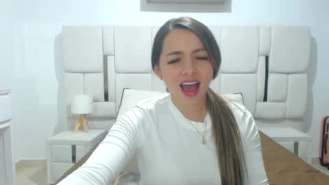 ammy_velez online show from December 26, 1:51 am
