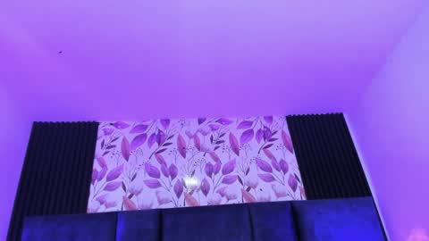 Ammy Jones online show from February 10, 9:36 pm