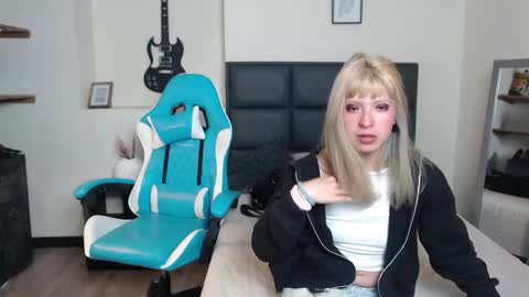 Amnesia online show from November 19, 12:48 pm