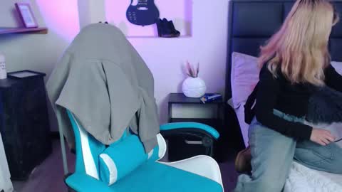 Amnesia online show from January 14, 12:35 pm