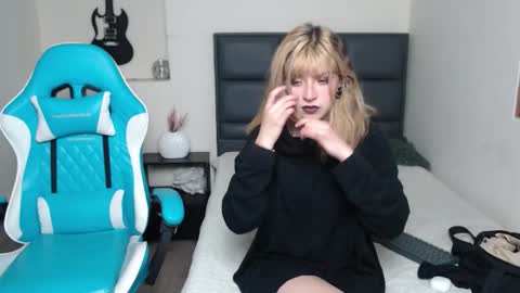 Amnesia online show from October 27, 1:00 pm