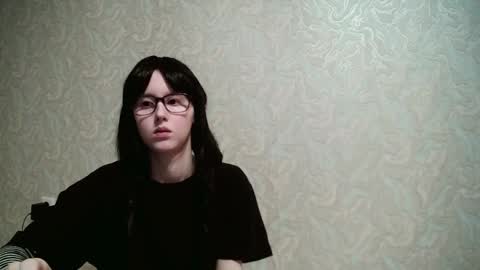 Amomira online show from October 11, 1:27 pm