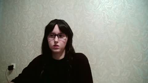 Amomira honeyx online show from April 18, 9:22 am