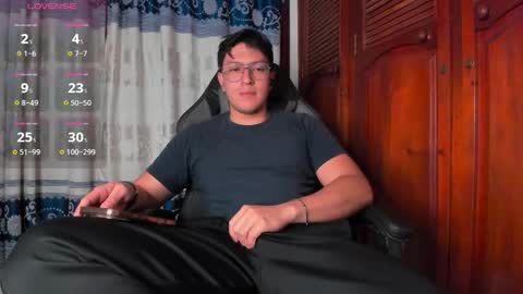 amon__ashford online show from February 17, 1:48 am