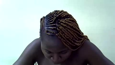 anny online show from April 4, 10:55 am