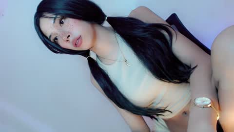 Snapshot of amor_pleasure chatting on December 4, 5:32 am Belle Tylor online show from December 4, 5:32 am