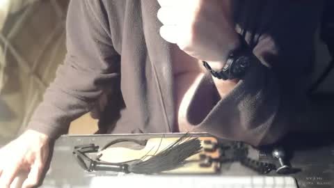 amslave4f online show from September 10, 7:42 am