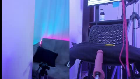 Snapshot of amunet_03 chatting on September 25, 2:40 am Amunet online show from September 25, 2:40 am
