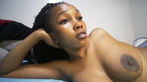 Snapshot of amunetlover chatting on September 15, 12:39 pm shantel online show from September 15, 12:39 pm