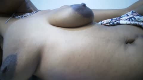 Snapshot of amunetlover chatting on January 20, 2:14 pm shantel online show from January 20, 2:14 pm