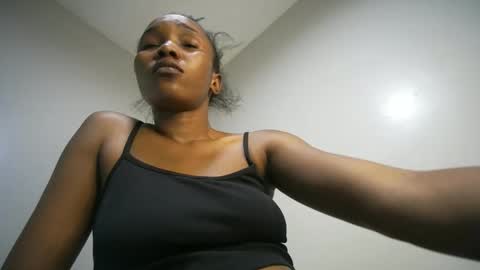 Snapshot of amunetlover chatting on October 16, 7:24 pm shantel online show from October 16, 7:24 pm