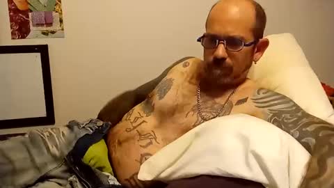 Snapshot of amunrethegod chatting on October 13, 7:27 pm amunrethegod online show from October 13, 7:27 pm
