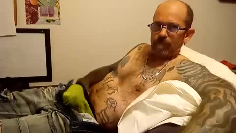 Snapshot of amunrethegod chatting on October 14, 9:51 pm amunrethegod online show from October 14, 9:51 pm
