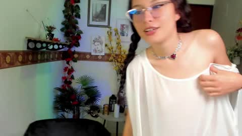 amy_adammss online show from September 15, 3:02 pm