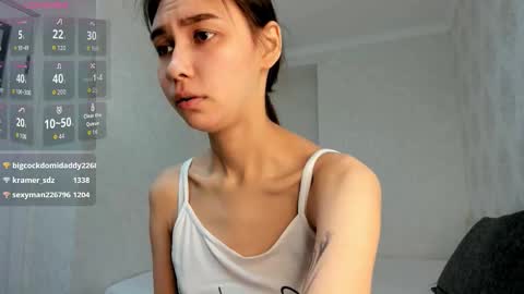 Snapshot of amy_alle chatting on September 25, 1:40 pm Amy online show from September 25, 1:40 pm