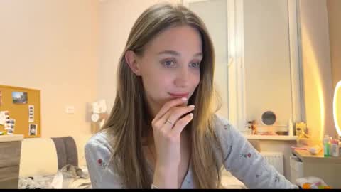 Amy Chill online show from February 18, 7:46 pm