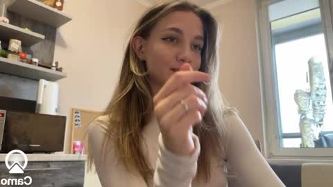 Amy Chill online show from February 9, 8:10 am