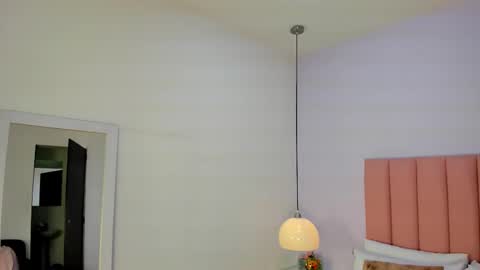 Aleja   online show from November 9, 2:59 am