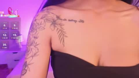 Amy online show from April 11, 8:24 pm