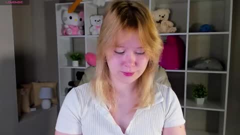 Snapshot of amy_kimberlly chatting on September 15, 12:12 am Amy online show from September 15, 12:12 am