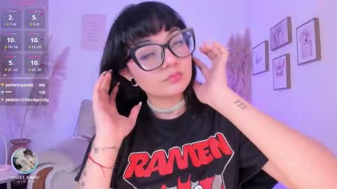Snapshot of amy_lit chatting on September 24, 8:26 pm Hello I am Allison Welcome to my room and let is have a good time together whith me online show from September 24, 8:26 pm